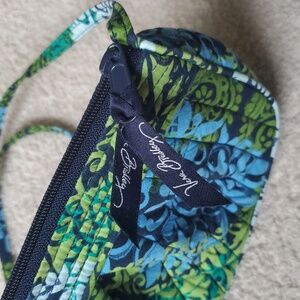 Vera Bradley • Women's Caribbean Sea Petite Frannie Crossbody Handbag Purse